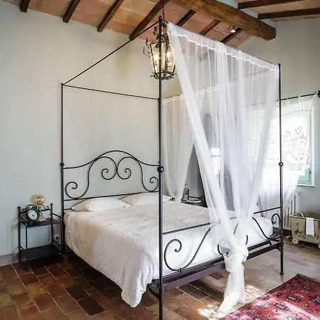 Ferienwohnung La Casina Di Nada Massa Martana Exterior foto
